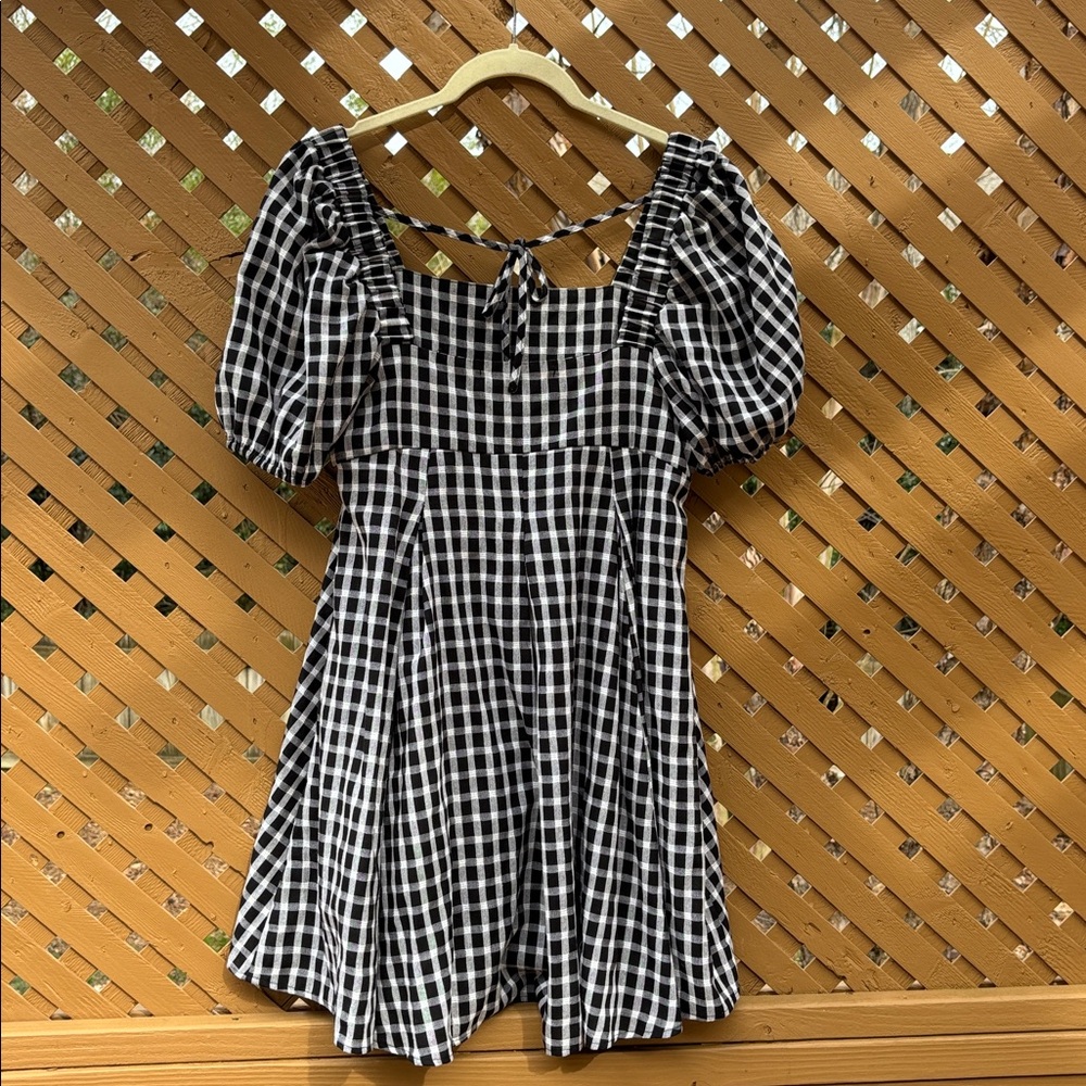 Black & White Gingham Puff-Sleeve Babydoll Dress - Picture 5 of 6